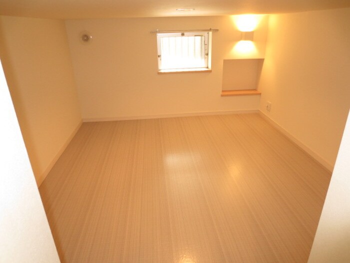 物件内観写真10　(ロフト)