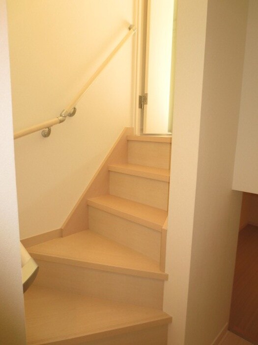 物件内観写真16　(廊下)