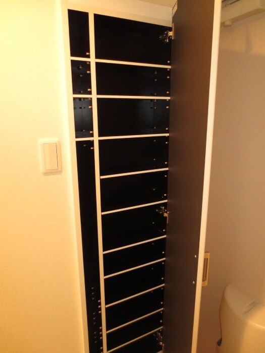 物件内観写真20　(靴箱)