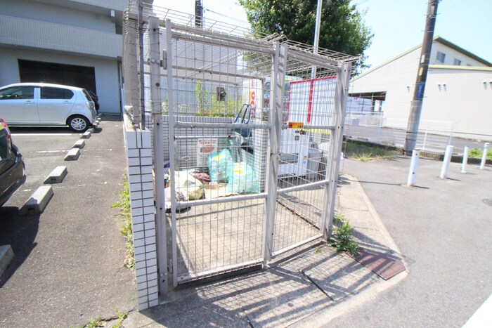 物件外観写真4　(建物設備)