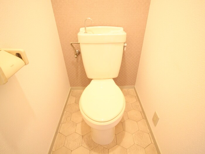 物件内観写真14　(トイレ)