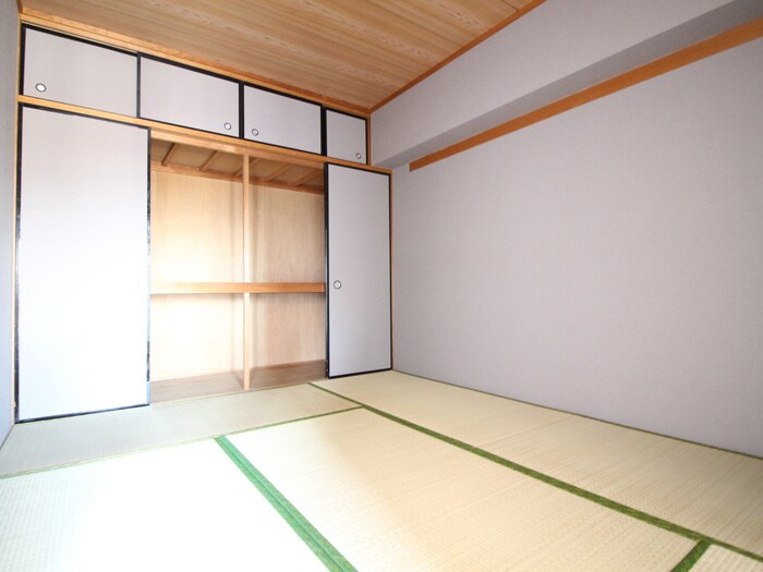 物件内観写真19　(居室)