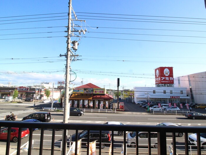 物件内観写真22　(室内からの展望)