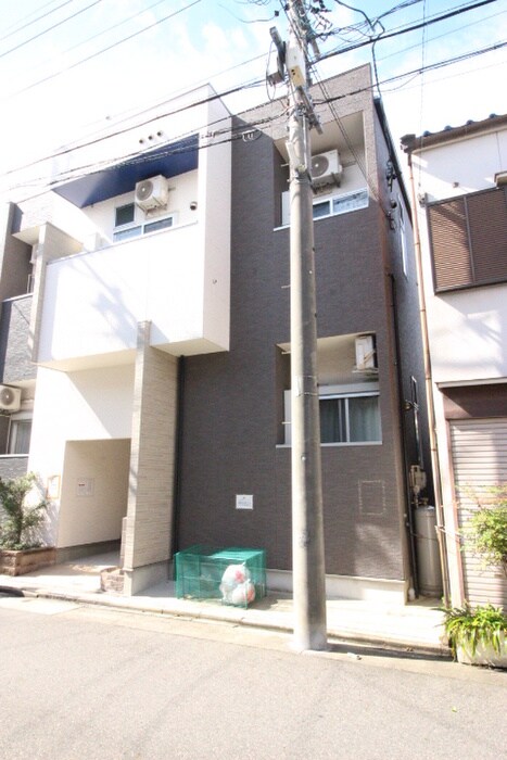 物件外観写真1　(外観写真)