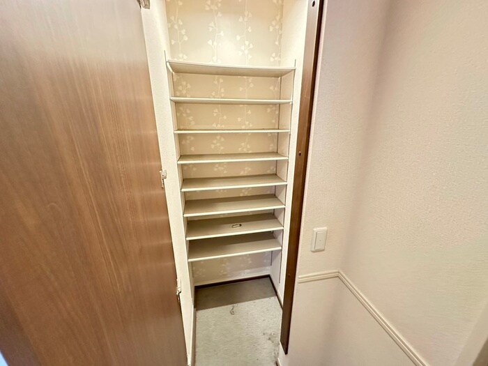 物件内観写真18　(靴箱)