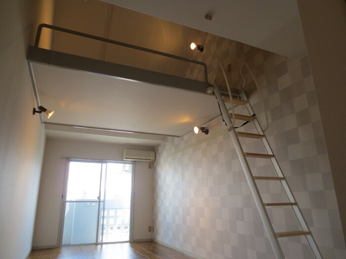 物件内観写真7　(居室)