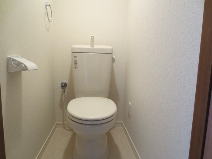 物件内観写真12　(トイレ)