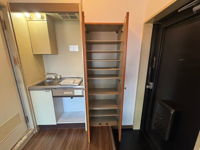 物件内観写真16　(靴箱)