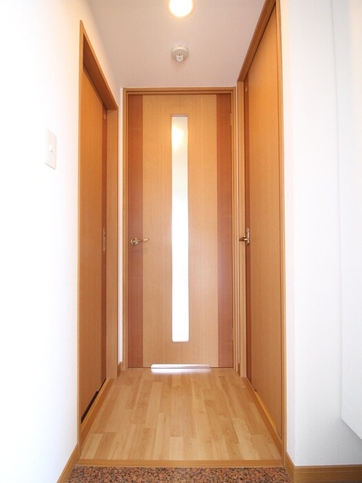 物件内観写真20　(廊下)