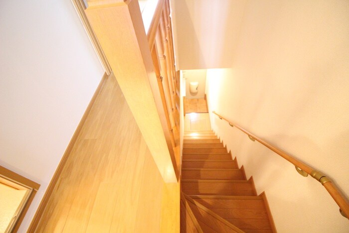 物件内観写真17　(廊下)