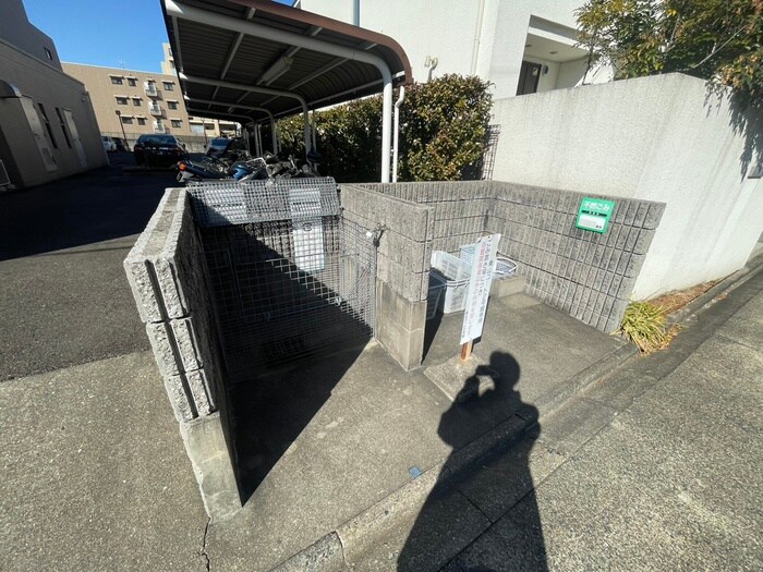 物件外観写真4　(建物設備)