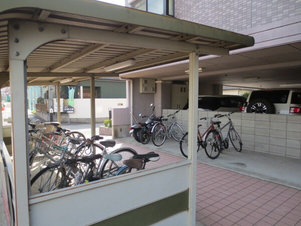 駐輪場