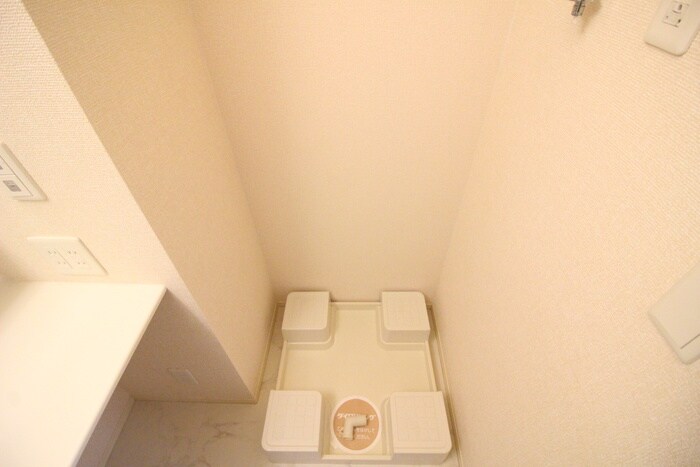 物件内観写真20　(洗濯機置場)