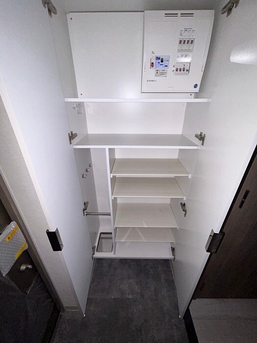 物件内観写真17　(靴箱)