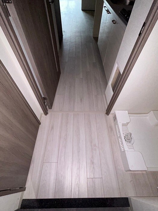 物件内観写真18　(廊下)