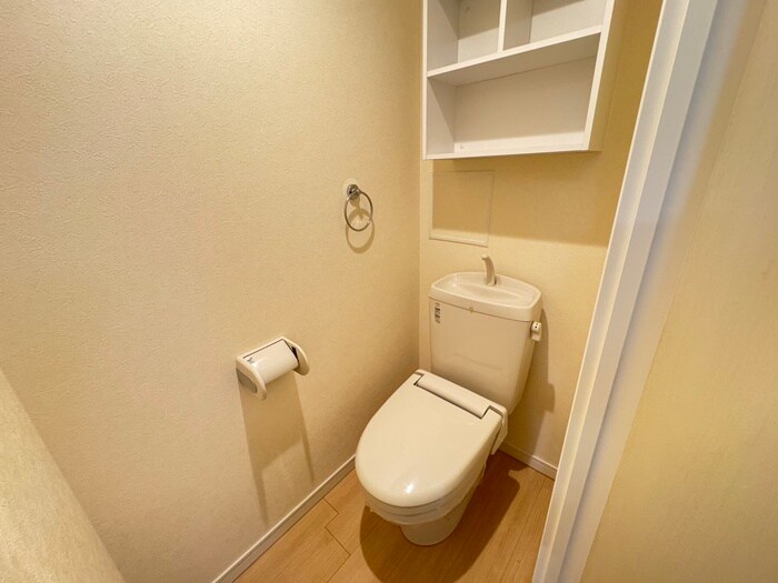 物件内観写真12　(トイレ)