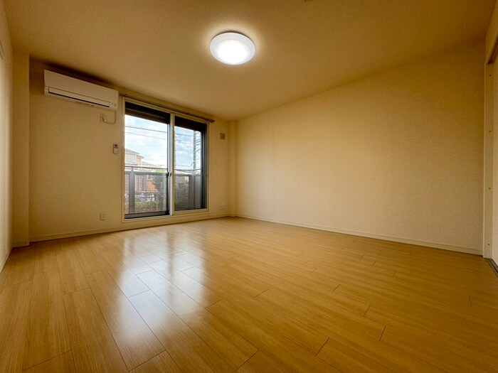 物件内観写真19　(居室)