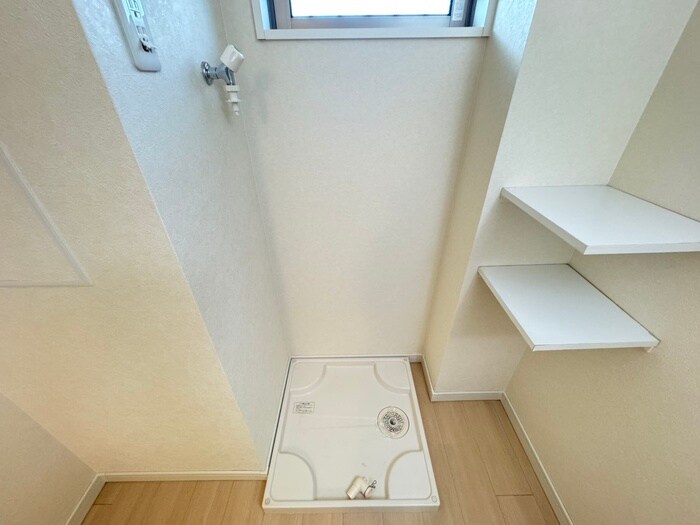 物件内観写真22　(洗濯機置場)