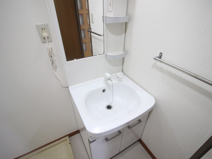 物件内観写真13　(洗面)