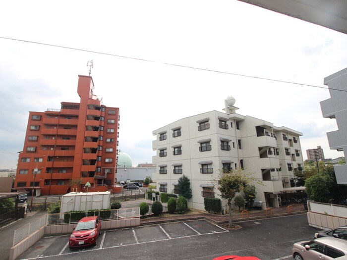 物件内観写真18　(室内からの展望)