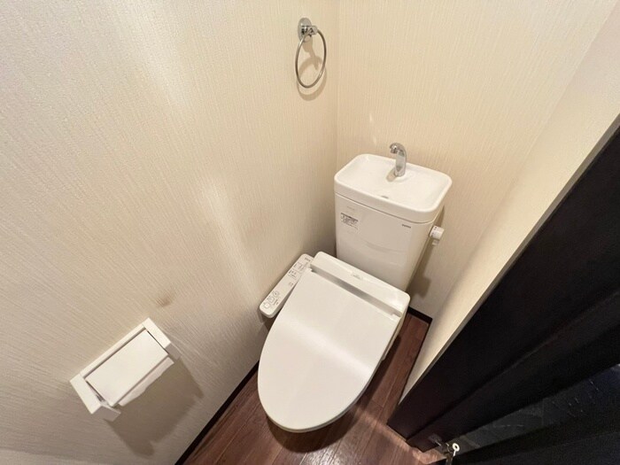 物件内観写真12　(トイレ)