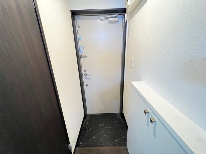 物件内観写真15　(玄関)