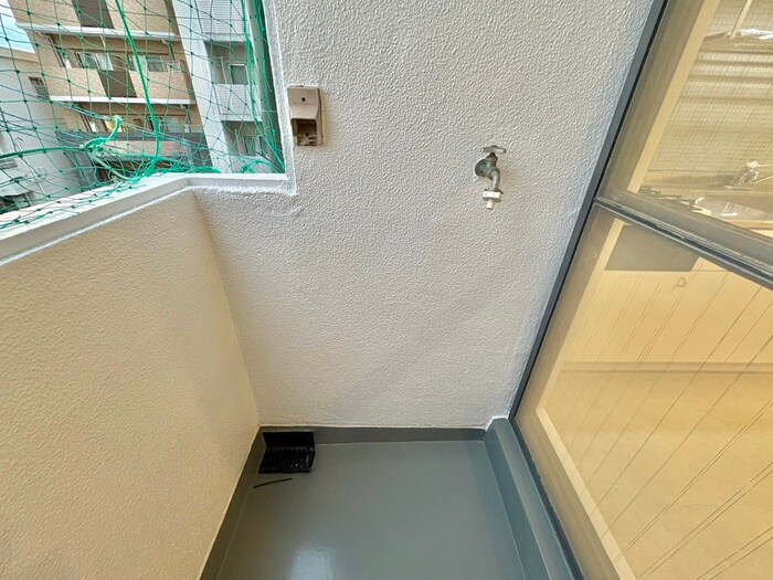 物件内観写真10　(洗濯機置場)