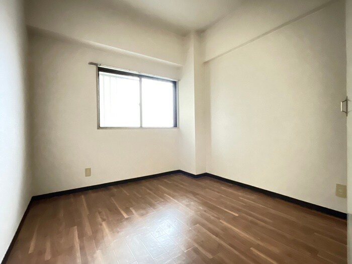 物件内観写真18　(居室)