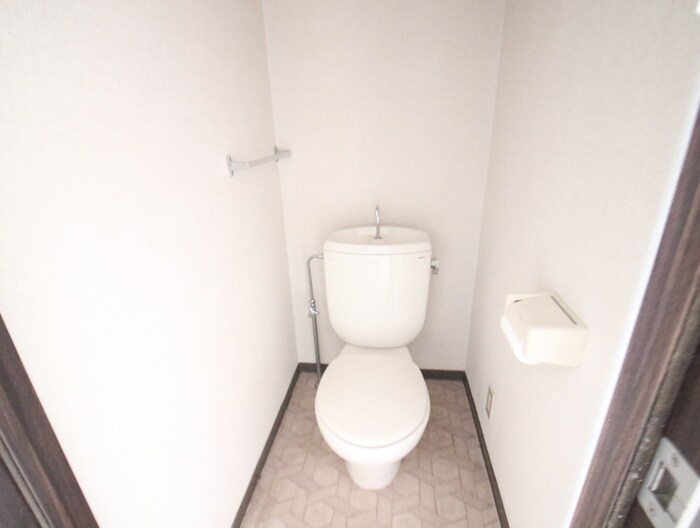 物件内観写真15　(トイレ)