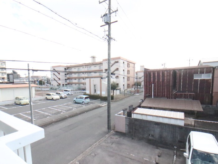 物件内観写真20　(室内からの展望)