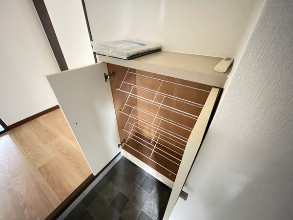 靴箱