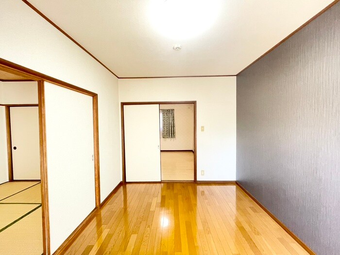 物件内観写真9　(居室)