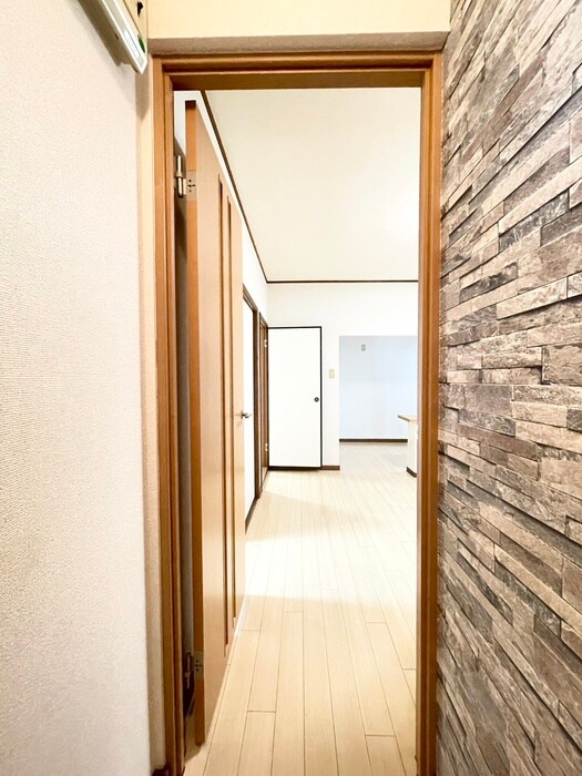 物件内観写真15　(廊下)