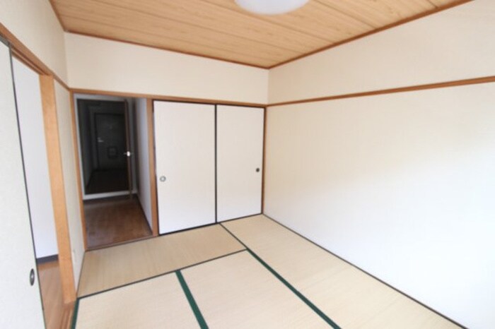 物件内観写真9　(居室)