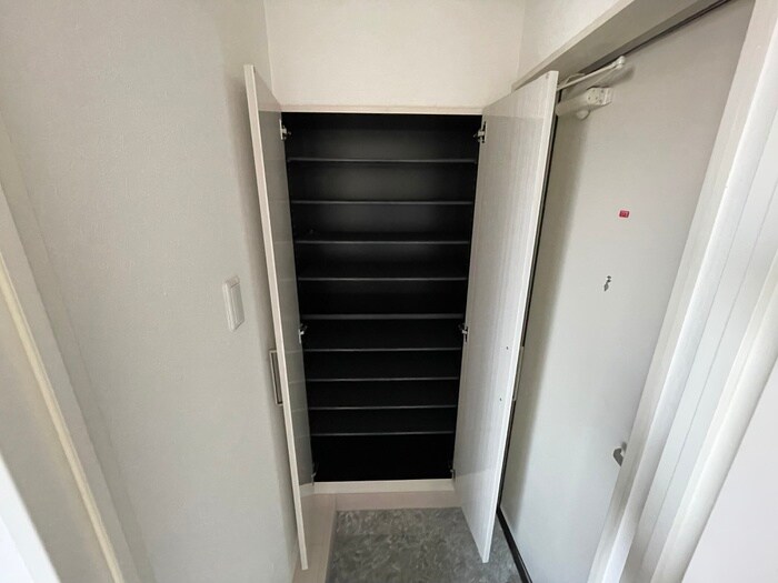 物件内観写真17　(靴箱)