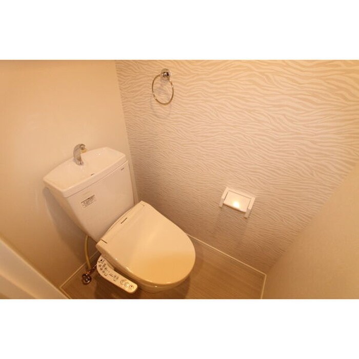 物件内観写真10　(トイレ)