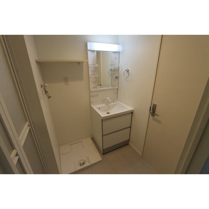 物件内観写真10　(洗面)