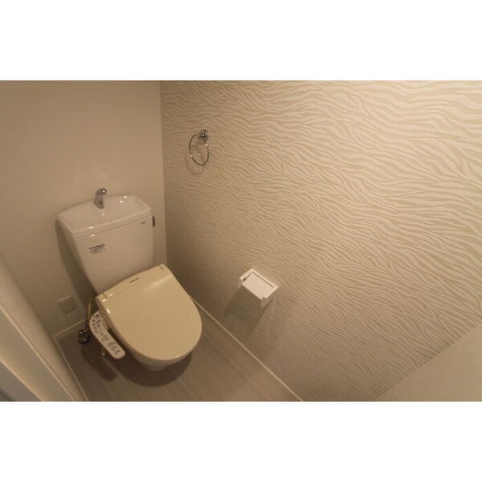 物件内観写真11　(トイレ)