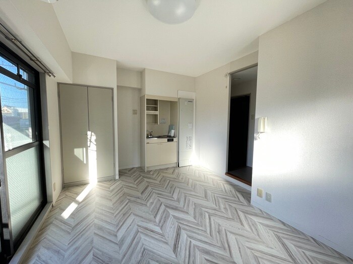 物件内観写真9　(居室)