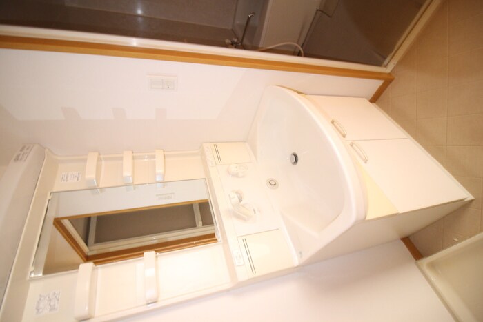 物件内観写真13　(洗面)