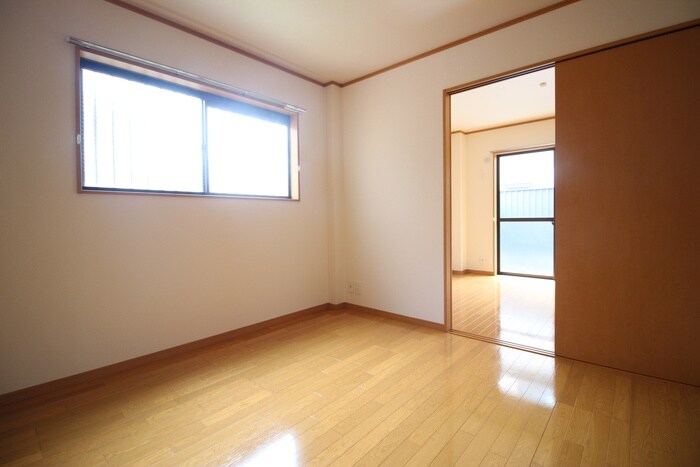 物件内観写真19　(居室)