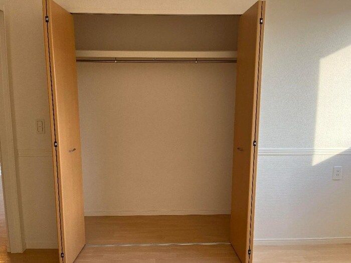 物件内観写真10　(収納)