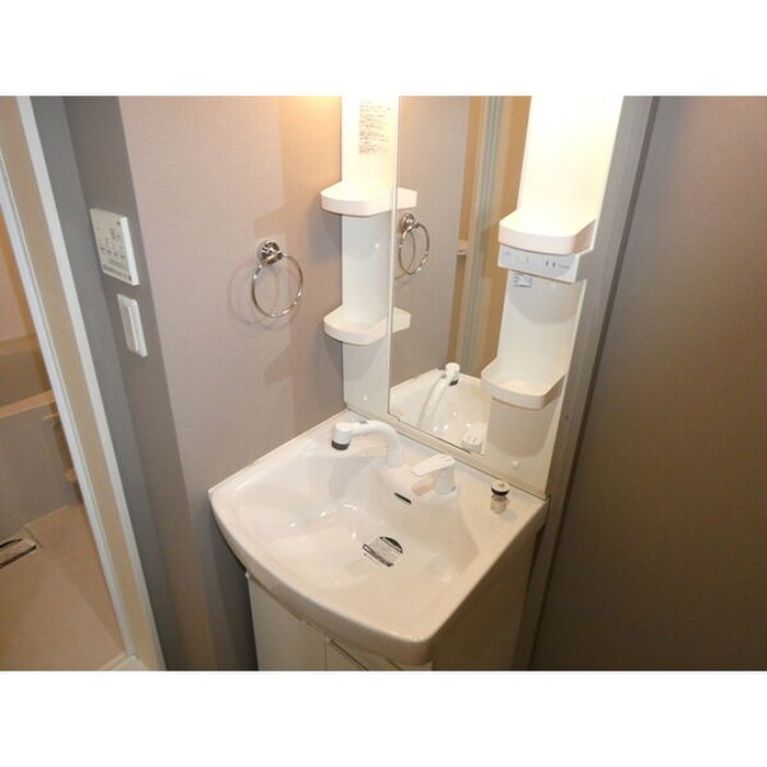 物件内観写真10　(洗面)