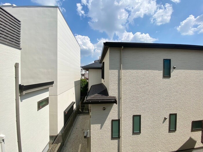 物件内観写真15　(室内からの展望)