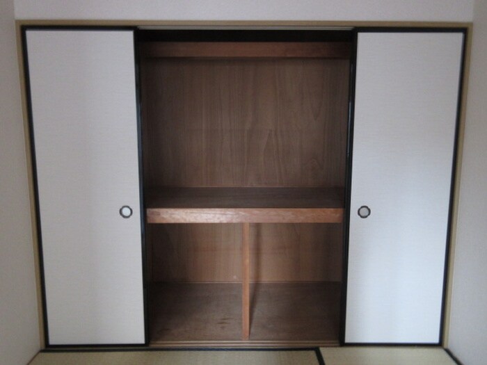 物件内観写真11　(収納)