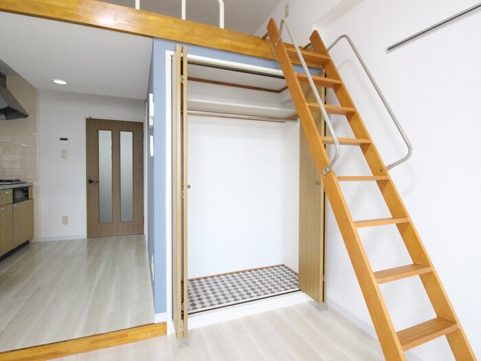 物件内観写真9　(収納)