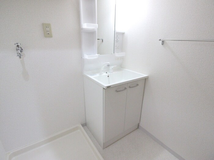 物件内観写真12　(洗面)