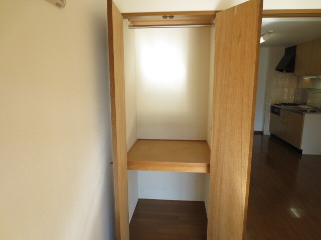 物件内観写真13　(収納)