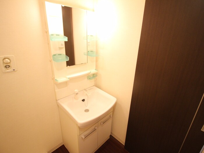 物件内観写真12　(洗面)
