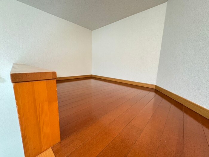 物件内観写真9　(ロフト)